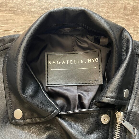 Bagatelle NYC faux leather moto jacket, black, Women's size SMALL - Picture 2 of 3
